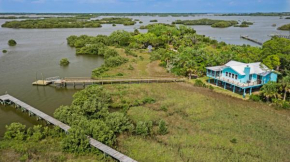 Eagle View - bayside privacy and dock